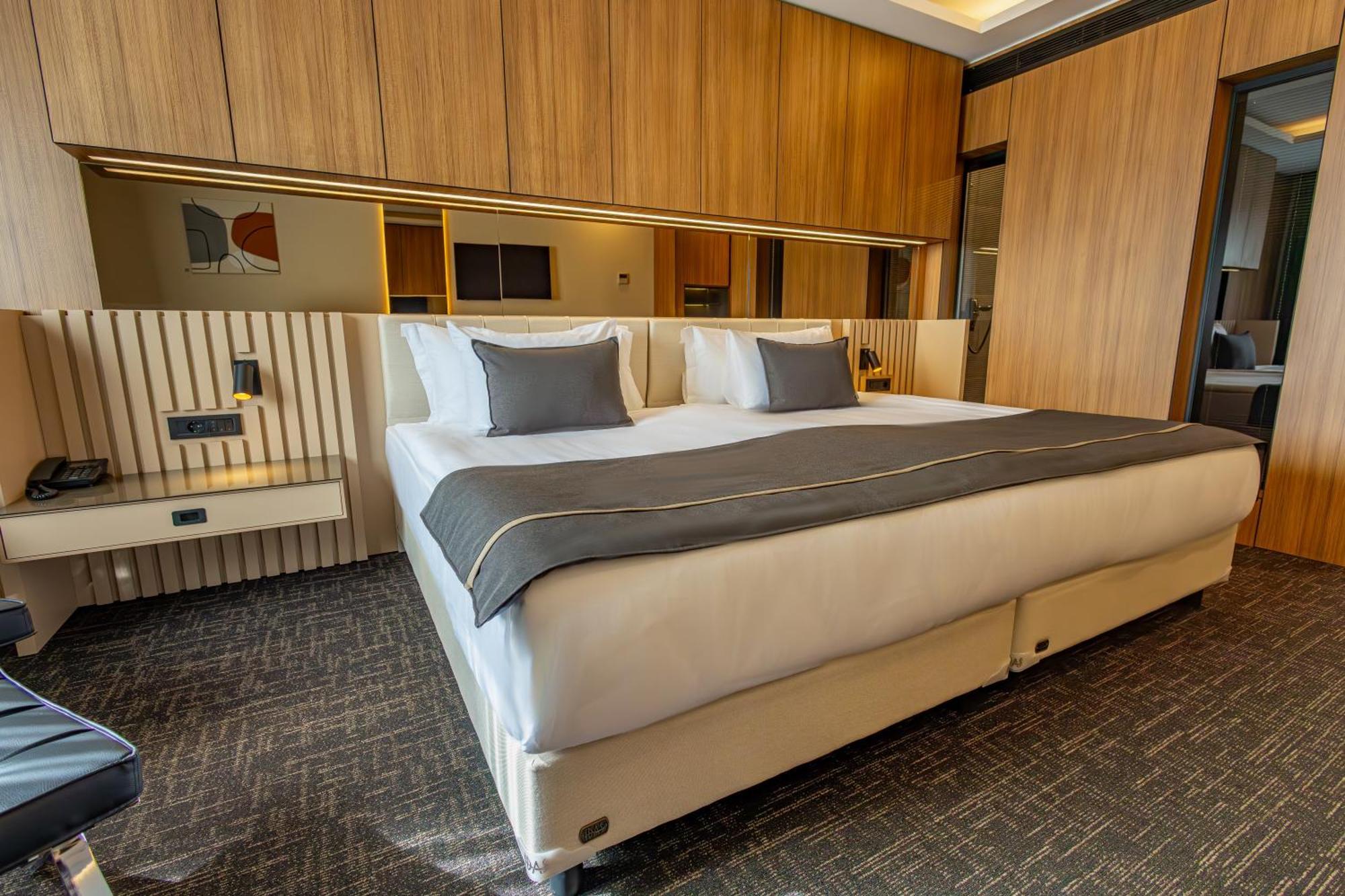 Ft Lotus Thermal Hotel&Spa Trademark Collection By Wyndham Menemen Εξωτερικό φωτογραφία